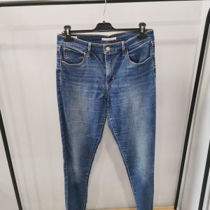 Levi's tg44 slimfit