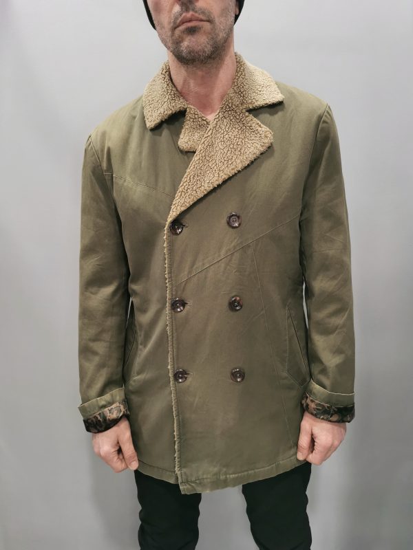 Cappotto doppiopetto tg M verde foderato  collo in pelliccia 