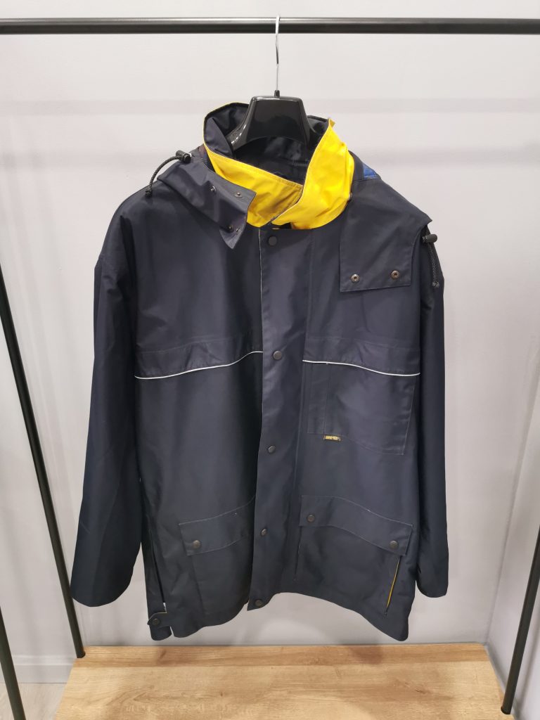 Giubbotto impermeabile con cappuccio tg52\54 blu interno giallo