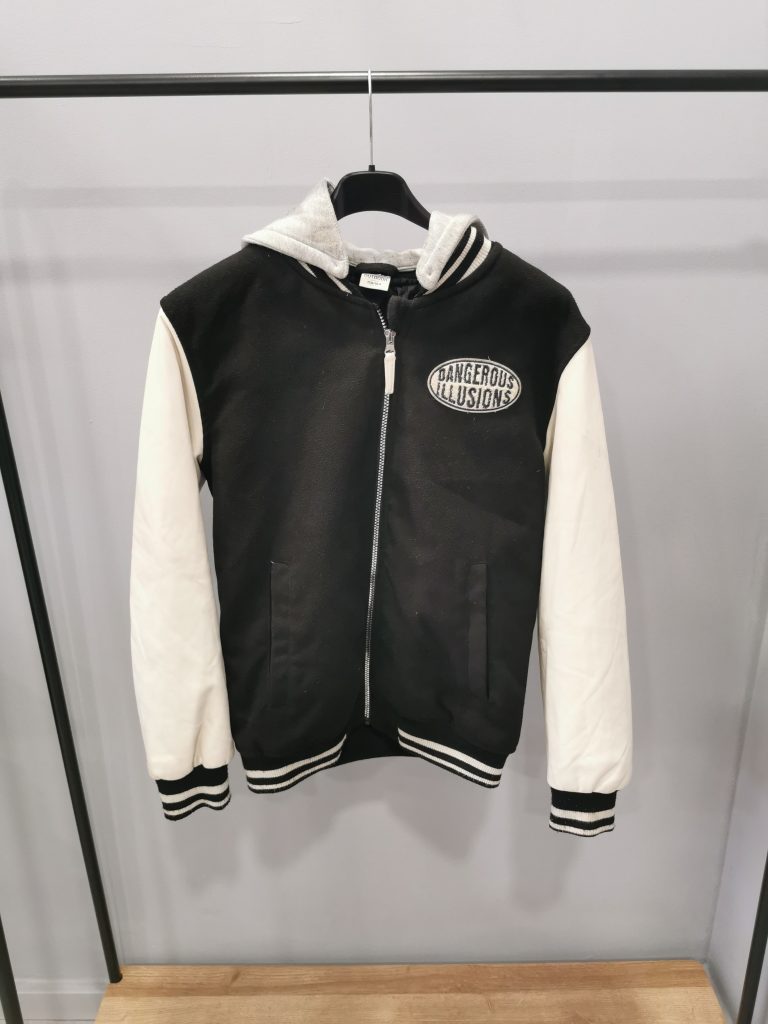 Bomber bambino tg12\14 anni imbottito nero con maniche in pelle bianco cappuccio in tuta grigio